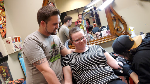 Tattoo Shop «Aasylum Tattoo», reviews and photos, 6604 Seawall Blvd, Galveston, TX 77550, USA