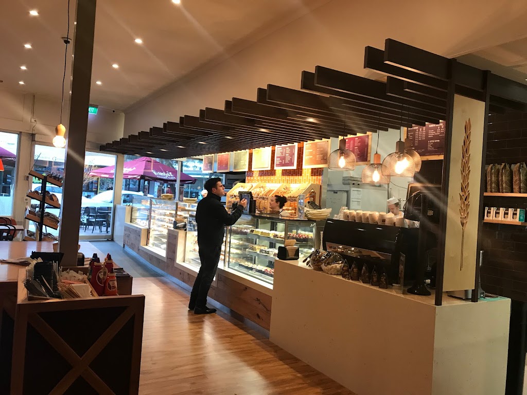 Bakery & Cafe – Banjo’s Mornington 3931