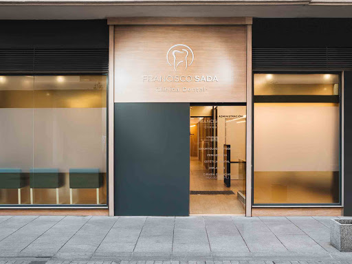 Dental Clinic Francisco Sada Invisalign en Pamplona, Pamplona