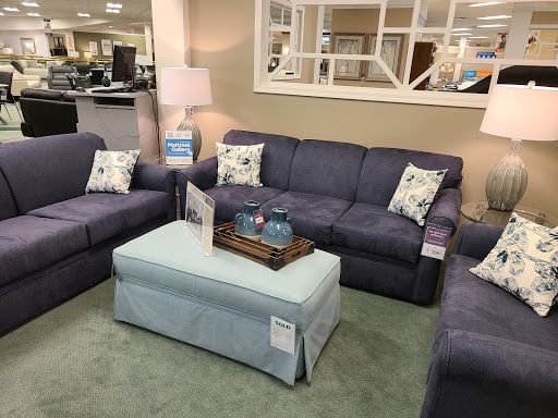 Furniture Store «Raymour & Flanigan Furniture and Mattress Store», reviews and photos, 371 W Dekalb Pike, King of Prussia, PA 19406, USA