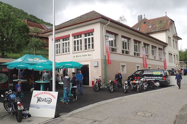 Dorfstrasse 61, 4718 Holderbank, Schweiz