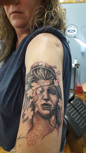 Explore small couples tattoo ideas, creative tattoo ideas in Laurel, available at Outlaw Tattoo