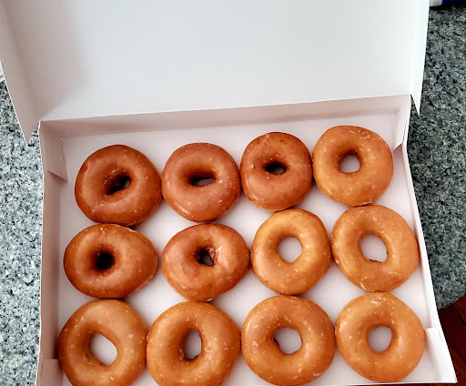 Bakery «Krispy Kreme Doughnuts», reviews and photos, 960 Patton Ave, Asheville, NC 28806, USA