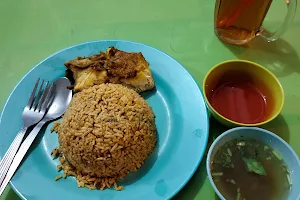 Warung Mujinah Nasi Goreng Ayam image