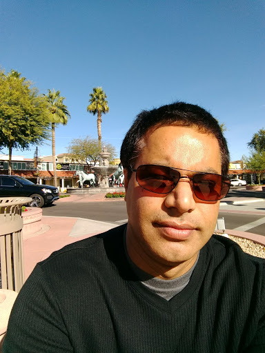 Shopping Mall «Fifth Avenue Shopping District», reviews and photos, 7083 E 5th Ave, Scottsdale, AZ 85251, USA