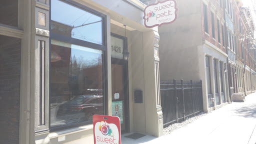 Dessert Shop «Sweet Petit Desserts», reviews and photos, 1426 Race St, Cincinnati, OH 45202, USA