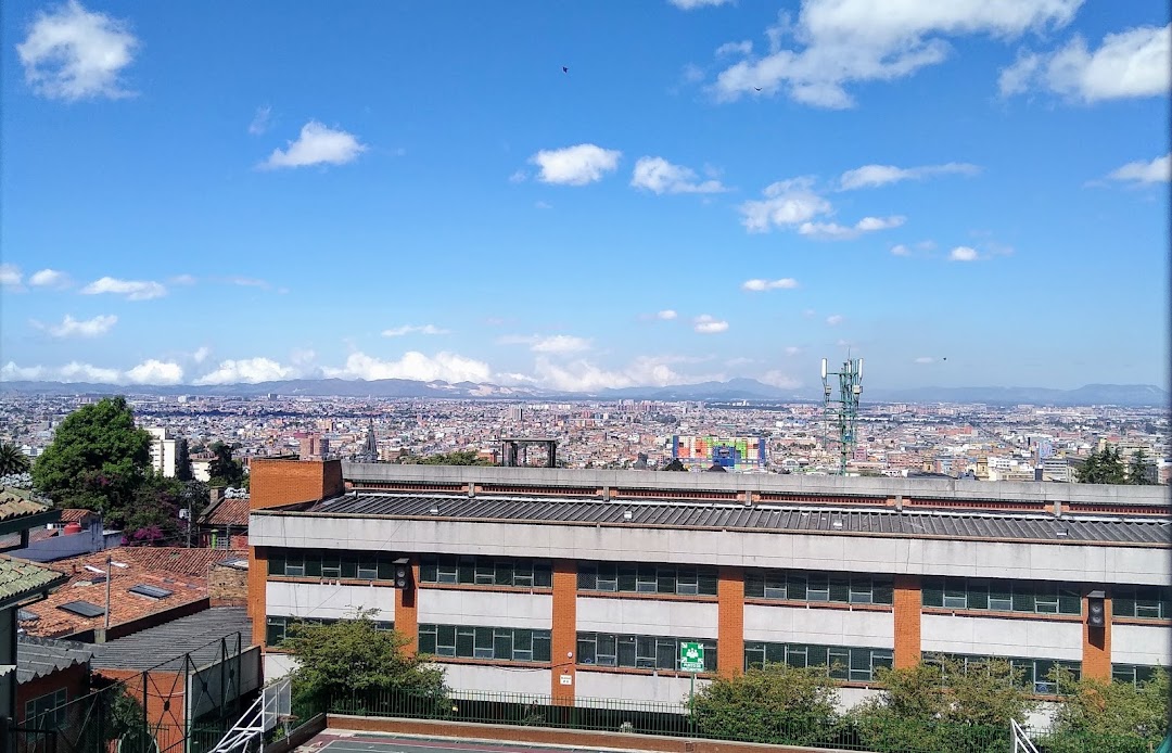 Colegio Escuela Nacional de Comercio