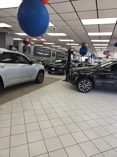 Car Dealer «Bayside Chrysler Jeep Dodge», reviews and photos, 21219 Northern Blvd, Bayside, NY 11361, USA