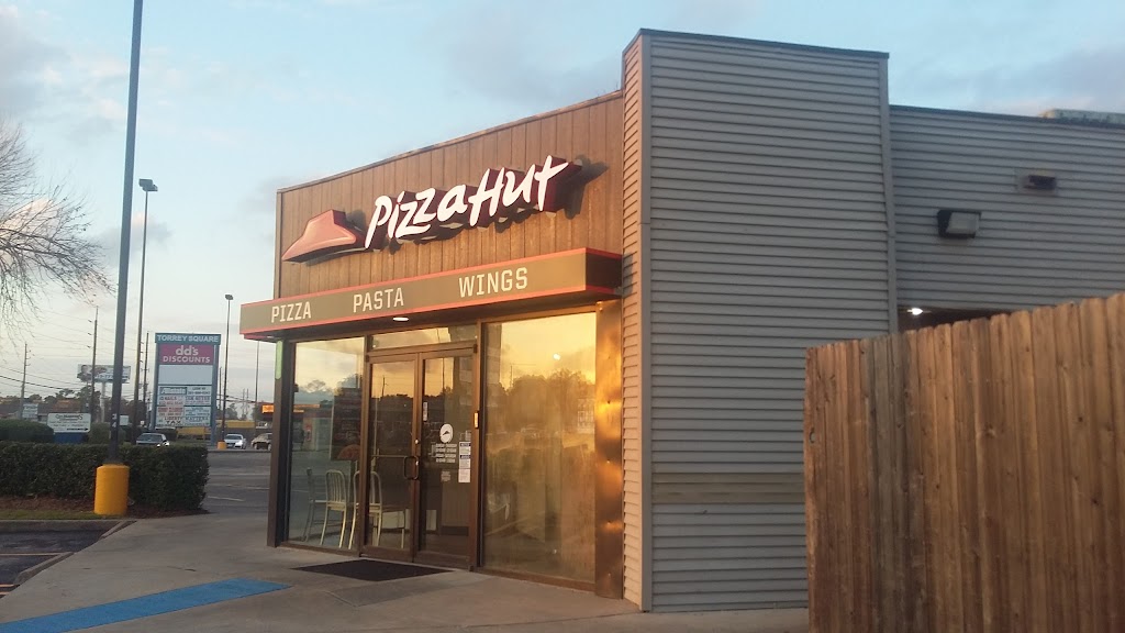 Pizza Hut 77014