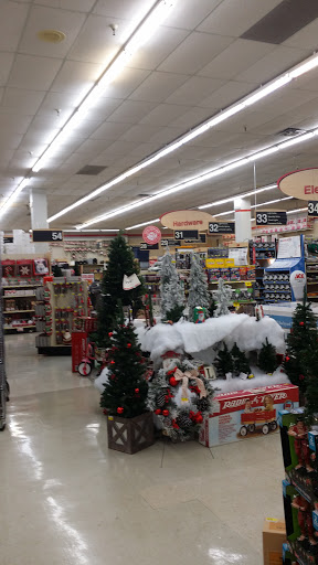 Hardware Store «Westlake Ace Hardware 032», reviews and photos, 2350 S Campbell Ave, Springfield, MO 65807, USA