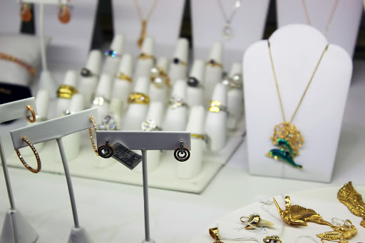 Jewelry Store «Diamondhead Steve Jewelers LLC», reviews and photos, 13 N Federal Hwy, Dania Beach, FL 33004, USA