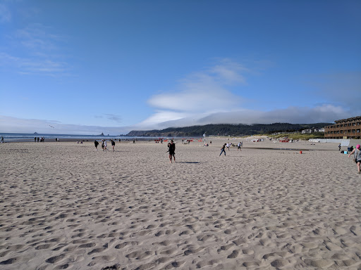 Grocery Store «Theresa Family Market», reviews and photos, 1170 S Hemlock St, Cannon Beach, OR 97110, USA