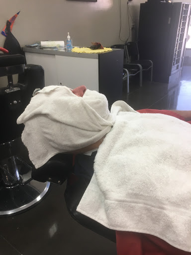 Barber Shop «Exclusive Barber Shop», reviews and photos, 2939 Vineland Rd, Kissimmee, FL 34746, USA