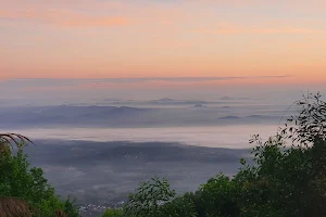 Núi Chứa Chan image