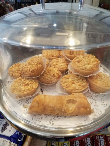 Gourmet Grocery Store «Cipollina Gourmet Italian Market», reviews and photos, 116-09 Queens Blvd, Forest Hills, NY 11375, USA