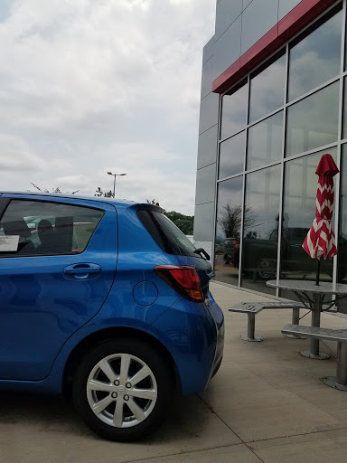 Toyota Dealer «Haley Toyota of Roanoke», reviews and photos, 1530 Courtland Rd NE, Roanoke, VA 24012, USA