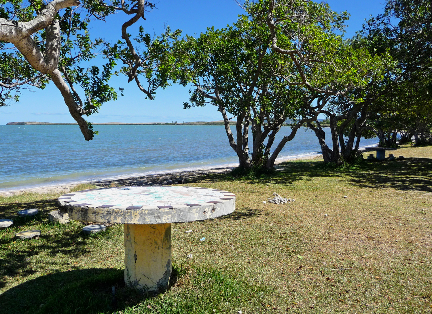 Foto von Plage et Camping "Aire de Foue" mit sehr sauber Sauberkeitsgrad