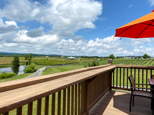 Winery «Winery 32», reviews and photos, 15066 Limestone School Rd, Leesburg, VA 20176, USA