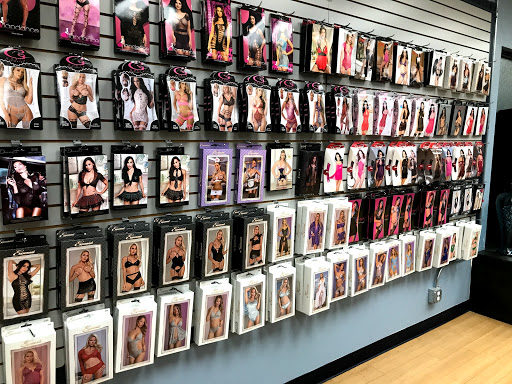 Gift Shop «Fantasy Gifts», reviews and photos, 375 E 7th St, St Paul, MN 55101, USA