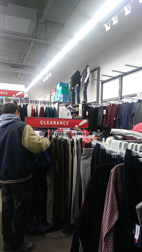 Clothing Store «Old Navy», reviews and photos, 1716 E Washington Ave, Union Gap, WA 98903, USA