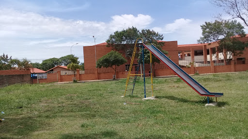 Escuela de Basquet INTI Santa Cruz