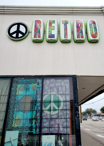 Retro Revolution Smoke Shop, 5429 Greenville Ave, Dallas, TX 75206, USA, 