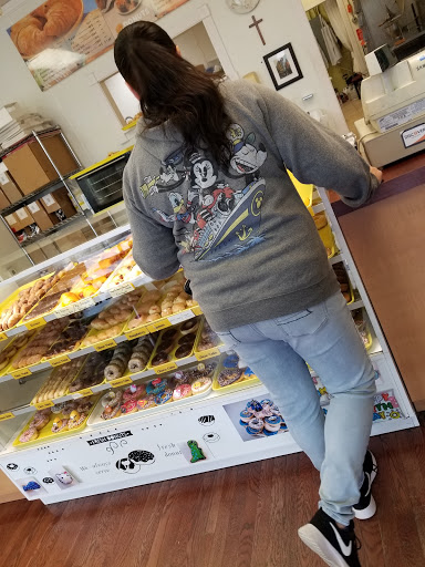 Donut Shop «Sara Donut», reviews and photos, 1301 W Glade Rd # 116, Euless, TX 76039, USA