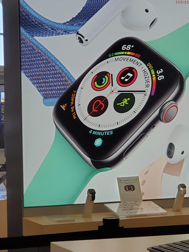 Electronics Store «Best Buy», reviews and photos, 26 Plaza Dr, Fairview Heights, IL 62208, USA