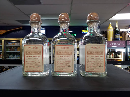 Liquor Store «Empire Package Super Store», reviews and photos, 5420 Peachtree Blvd, Chamblee, GA 30341, USA