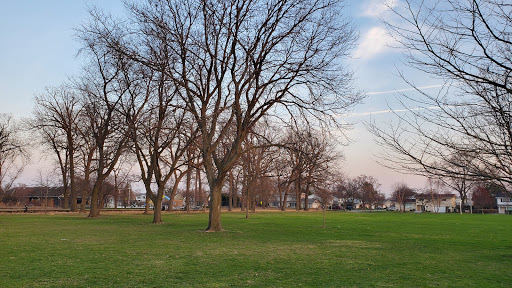 Park «Devonshire Park», reviews and photos, 4422 Greenwood St, Skokie, IL 60076, USA