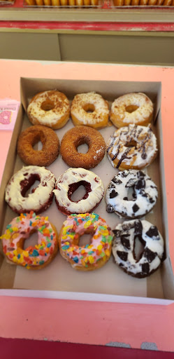 Donut Shop «Donut Kingdom», reviews and photos, 685 W Tennessee St, Tallahassee, FL 32304, USA