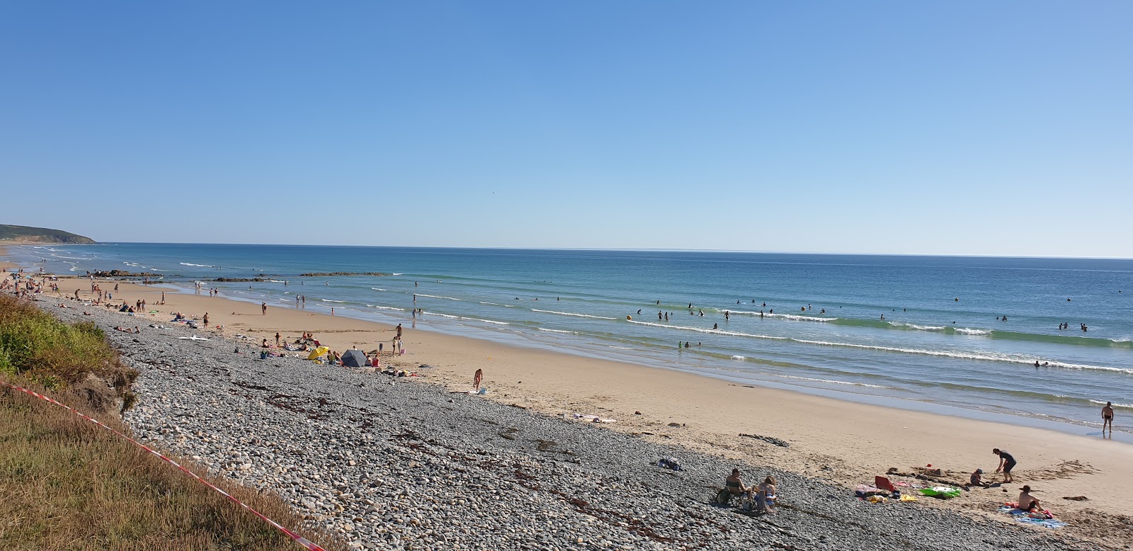 Foto di Plage de Sciotot con costa lunga e dritta