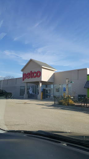 Pet Supply Store «Petco Animal Supplies», reviews and photos, 86 Storrs Rd, Mansfield Center, CT 06250, USA
