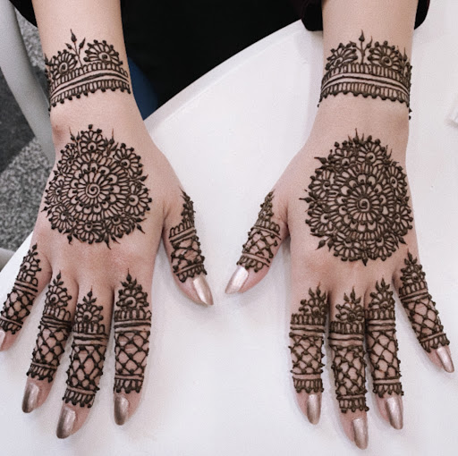 Henna & Altreation