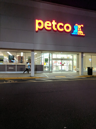 Shopping Mall «Northgate Shopping Center», reviews and photos, 300 Squire Rd, Revere, MA 02151, USA