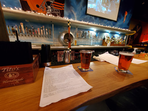 Bar «Flight Beer Garden & Music Hall», reviews and photos, 314 N College St, Charlotte, NC 28202, USA