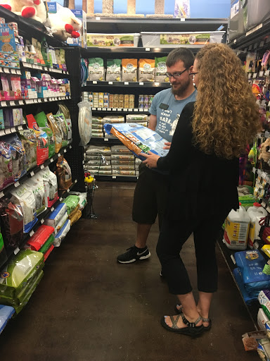 Pet Store «Woofs & Waves», reviews and photos, 5426 Arrowhead Pkwy E, Sioux Falls, SD 57110, USA