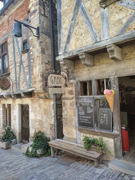 GABY à Saint-Cirq-Lapopie