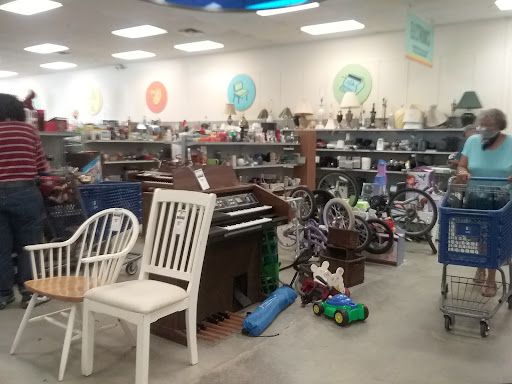 Thrift Store «Goodwill», reviews and photos