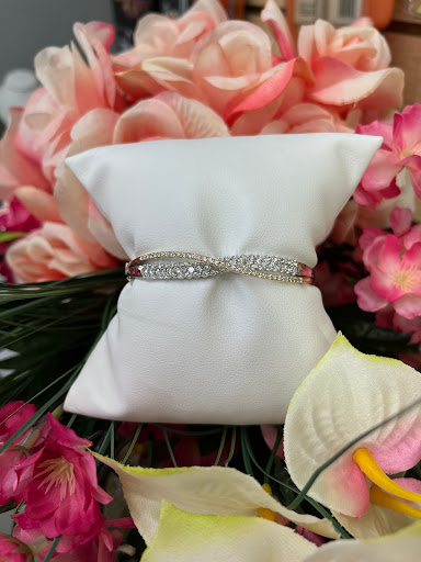 Wholesale Jeweler «Downtown Goldsmith», reviews and photos, 139 N Woodland Blvd, DeLand, FL 32720, USA