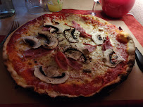 Plats et boissons du Pizzeria La Romaine à Alba-la-Romaine - n°14