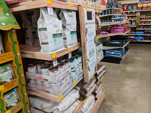 Pet Supply Store «PetSmart», reviews and photos, 12142 Jefferson Ave, Newport News, VA 23602, USA