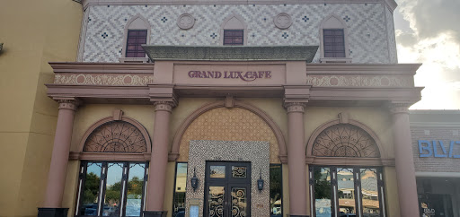 Shopping Mall «Centre at Post Oak», reviews and photos, 5000 Westheimer Rd, Houston, TX 77056, USA