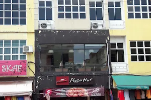 Pizza Hut Restaurant Tangkak image
