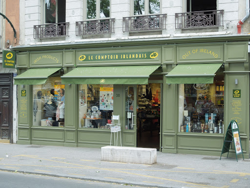 CD shops in Lyon