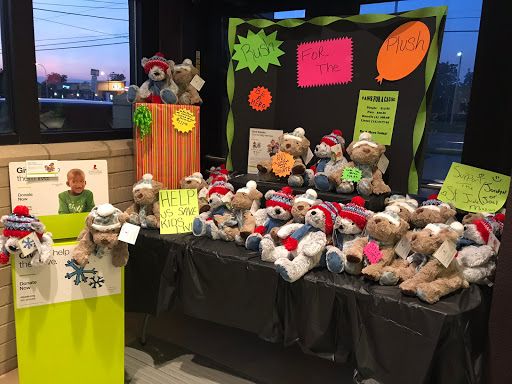 Jewelry Store «Jared The Galleria of Jewelry», reviews and photos, 451 W 14 Mile Rd, Madison Heights, MI 48071, USA