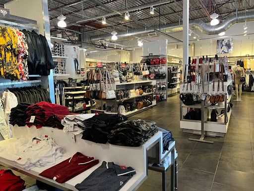 Outlet Mall «Sanibel Outlets», reviews and photos, 20350 Summerlin Rd, Fort Myers, FL 33908, USA