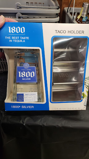 Liquor Store «Bob-O-Link Liquor Outlet», reviews and photos, 8921 US-31, Edinburgh, IN 46124, USA