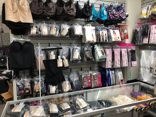 Lingerie Store «Diva Lingerie», reviews and photos, 937 Flatbush Ave, Brooklyn, NY 11226, USA