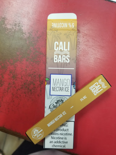 Tobacco Shop «407 Smoke Shop», reviews and photos, 4316 Curry Ford Rd, Orlando, FL 32806, USA